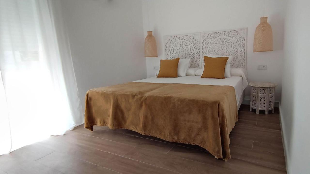 La Posada De Lola - Adults Only Hotel Bolonia Eksteriør billede